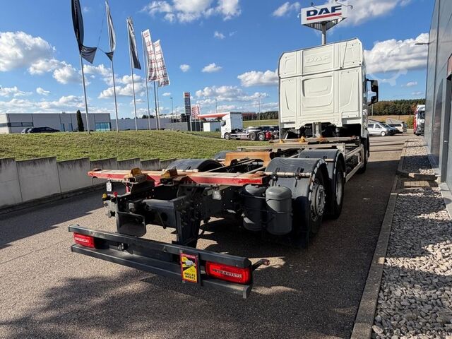 Transporter Fahrgestell DAF XG+ 480 FAN AUT LM