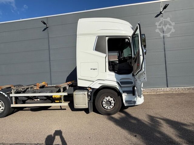Transporter Fahrgestell DAF XG+ 480 FAN AUT LM