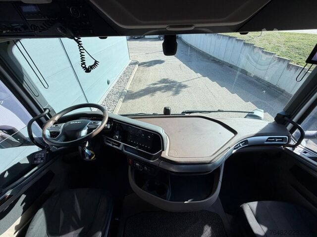 Transporter Fahrgestell DAF XG+ 480 FAN AUT LM