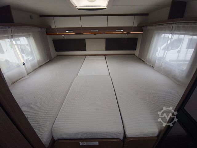 Teilintegriertes Wohnmobil CARADO T448