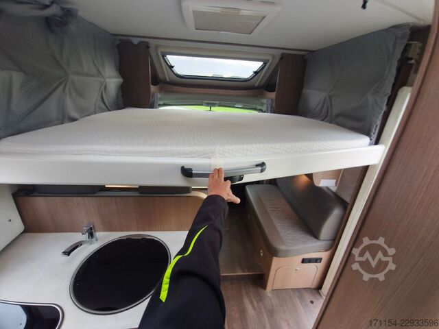 Teilintegriertes Wohnmobil CARADO T448