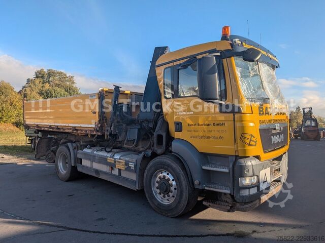 Dreiseitenkipper LKW MAN TGS 26.440 / 6X4 / Manual / Hiab Kran 288