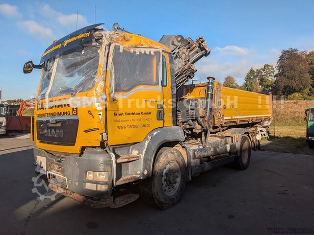 Kipper LKW MAN TGS 26.440 / 6X4 / Manual / Hiab Kran 288