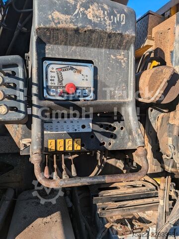 Kipper LKW MAN TGS 26.440 / 6X4 / Manual / Hiab Kran 288