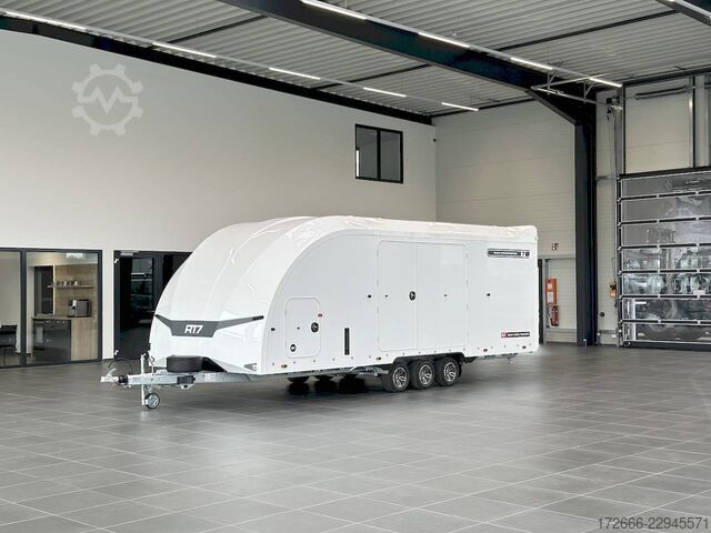Car carrier van Brian James Trailers RACE TRANSPORTER 7 | 397-6023-35-3-10-W | TRIDEM | ZUSATZRAMPEN 600X235X199CM 3500KG GESCHLOSSENER AUTOTRAILER | WEISS