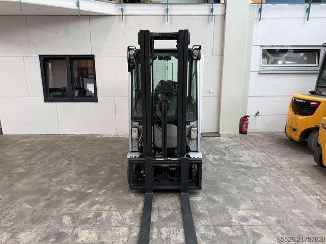 Elektro 3 Rad-Stapler Still RX 20-16 / Kabine / 4436 Std.