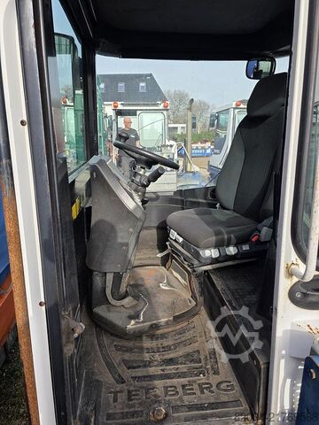 Terminal-Zugmaschine TERBERG RT283 | TERMINAL TRACTOR 4X4| TURNING CHAIR. | ...