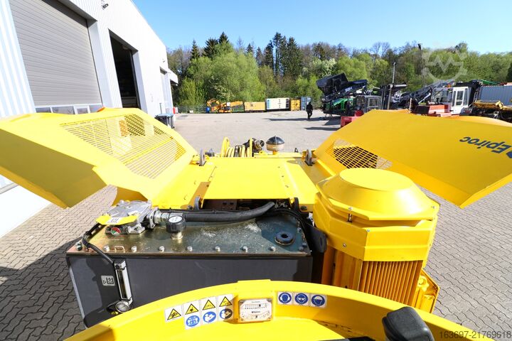 Pipe jacking machine Epiroc S1D