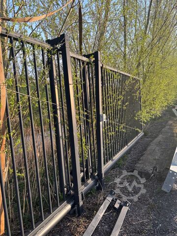 Electric sliding gate (10.00x2.40 m)  