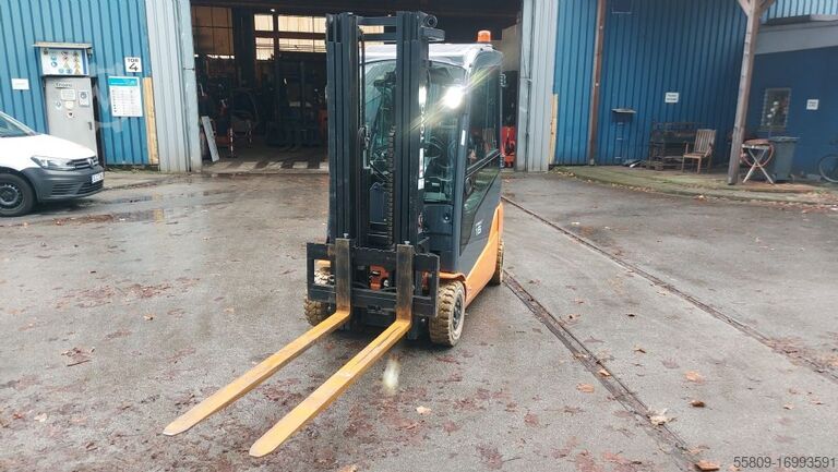 Electric 4-wheel forklift Toyota 8FBM16T