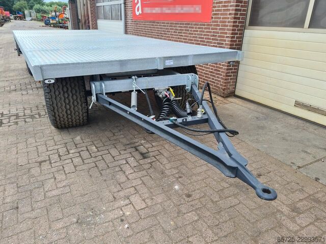 Balenwagen verzinkt  Balenwagen verzinkt