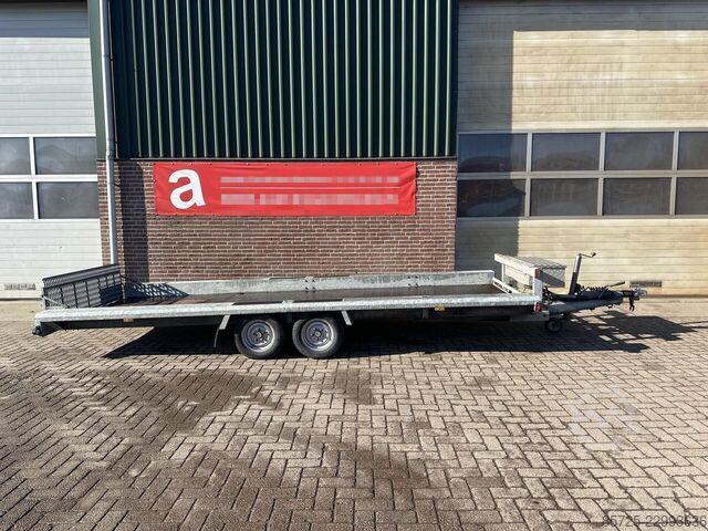 Machinetransporteur - Gebruikt  Machinetransporteur - Gebruikt