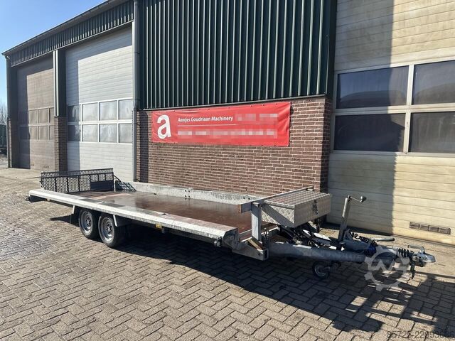 Machinetransporteur - Gebruikt  Machinetransporteur - Gebruikt