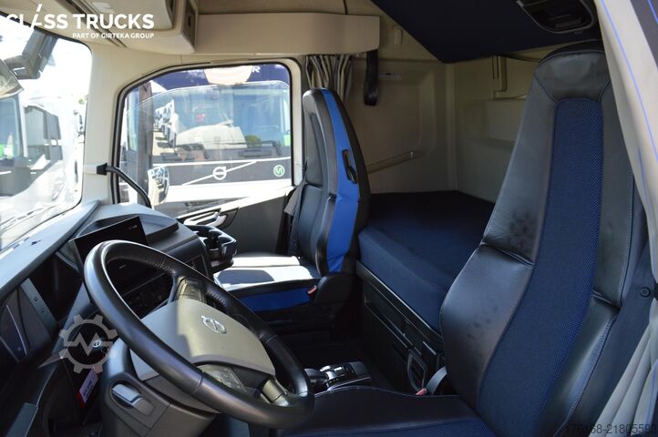 Standard tractor unit VOLVO FH 460 Globetrotter XL i-Save