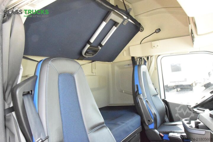 Standard SZM VOLVO FH 460 Globetrotter XL i-Save