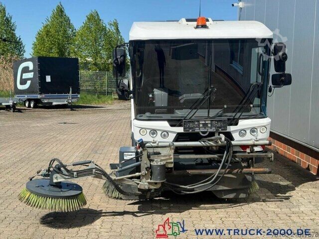 Road sweeper Ravo Ravo 540 3 Besensystem + HD Reiniger mit Lanze