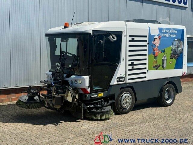 Road sweeper Ravo Ravo 540 3 Besensystem + HD Reiniger mit Lanze
