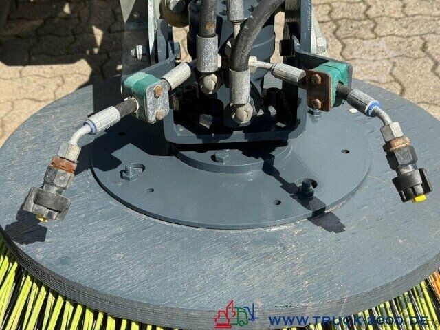 Road sweeper Ravo Ravo 540 3 Besensystem + HD Reiniger mit Lanze