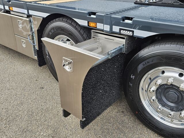 Crane truck Scania R590 V8 / 8x2 / HMF 9520 + JIB + LIER / TREKKER...