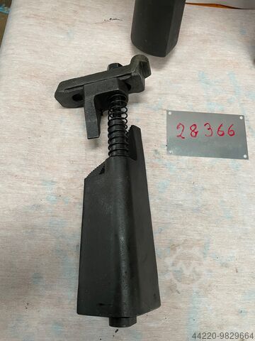 Treppenspanner (28366) 200 - 250 mm T Nuten Breite 12 mm