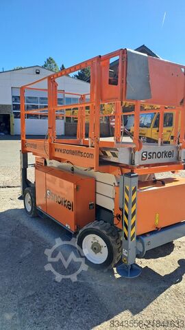 Scissor lift Snorkel S2255RT