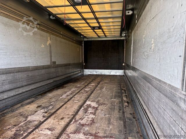 LKW mit Getränkeaufbau MERCEDES-BENZ ANTOS 2540 L Getränkekoffer 7,40 m LBW 2 T*LENK