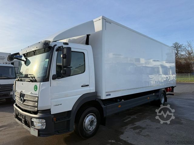 Box truck MERCEDES-BENZ ATEGO 1524 L Koffer 7,25 m LBW 1,5 to.*NL 8 T
