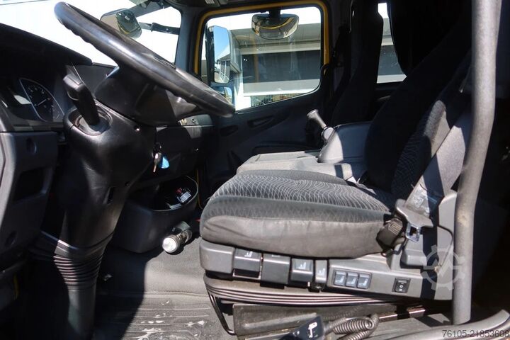 Car transporter Mercedes-Benz Atego 1221 1221 L Takel wagen 6 Persoons