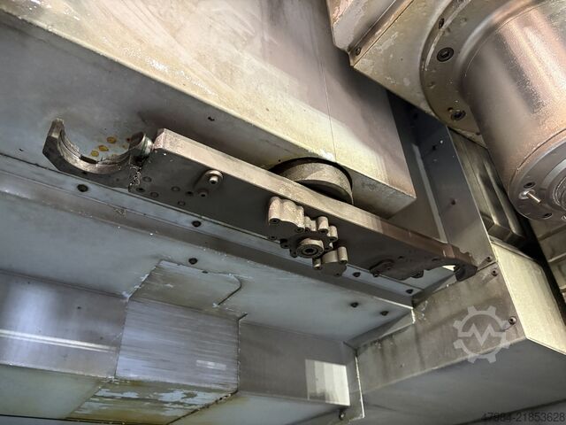 Universal machining center MATSUURA NX-520
