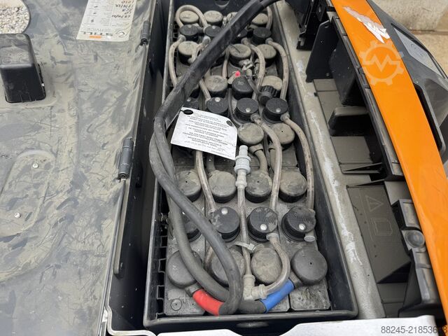 VS-22873 Still electric pallet truck with long forks 2400mm STILL EXU20