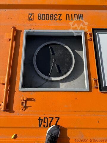 Tank container  20DV Tankcontainer mit 25700L Kessel