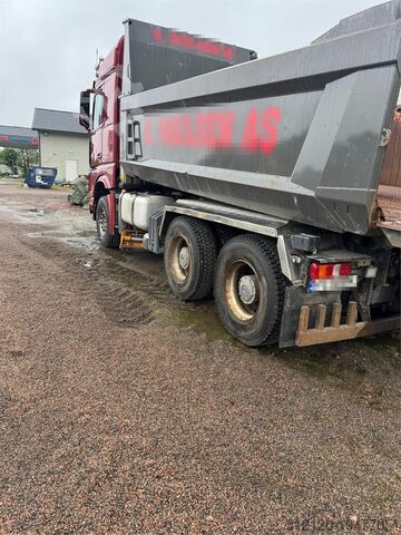 Tipper Mercedes-Benz Arocs 2858 6x4 komplett brøyterigget m/underliggen