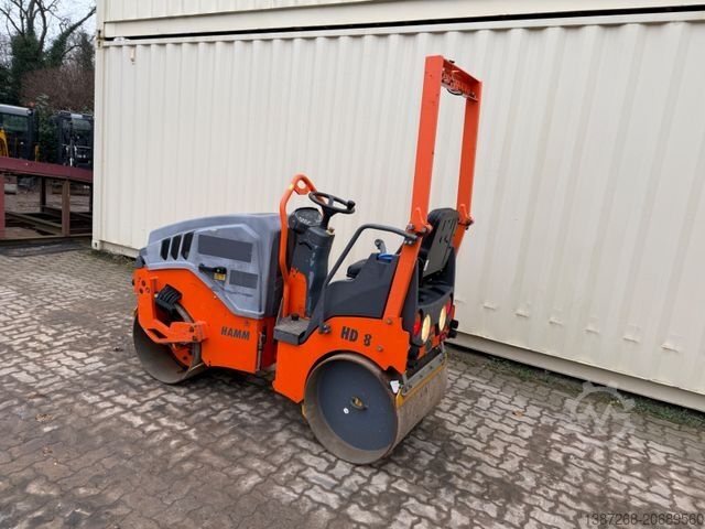 Walzenzug HAMM HD8VV / 2016 BJ / 760 H / 1.580 KG