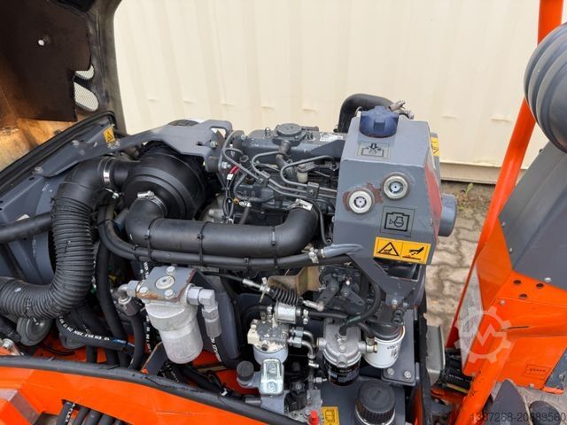 Walzenzug HAMM HD8VV / 2016 BJ / 760 H / 1.580 KG