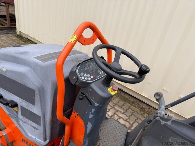 Walzenzug HAMM HD8VV / 2016 BJ / 760 H / 1.580 KG