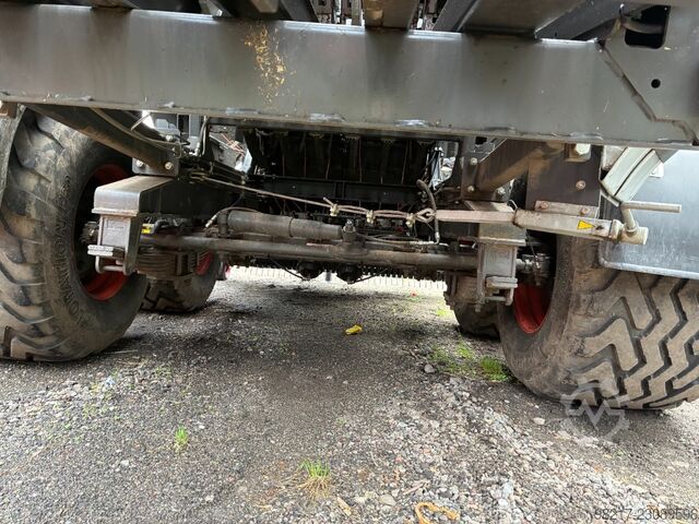 CLAAS Quadrant 5200 FC CLAAS Quadrant 5200 FC