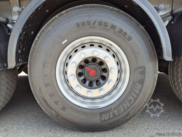 Flatbed semitrailers Lecitrailer PLATEAU TWISTLOCKS EXTENSIBLE
