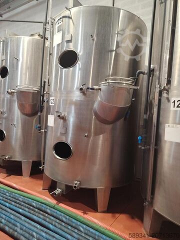 Edelstahltank – 2 Kammern – 108 HL – Zylindrisch auf Beinen.