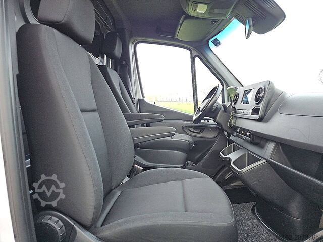 Hochdachkombi MERCEDES-BENZ SPRINTER 316 L2H2 Navi RWD!