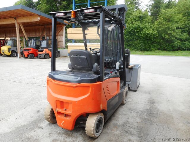 Gabelstapler DOOSAN B20X-7 Triplex + SS + 4. Kreis