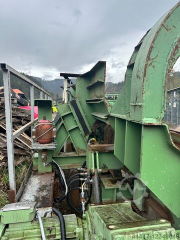 Acceptance block train damped with impact wall  