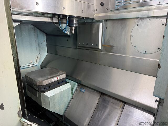 Universal machining center Mikron HSM 400