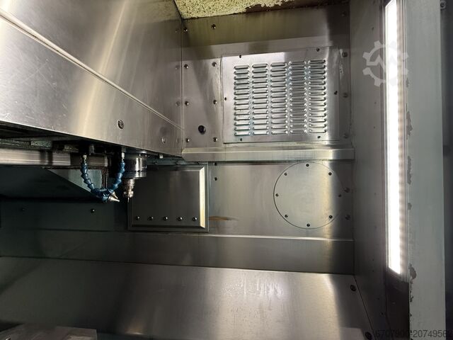 Universal machining center Mikron HSM 400