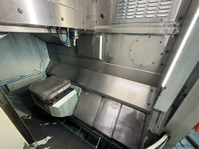 Universal machining center Mikron HSM 400
