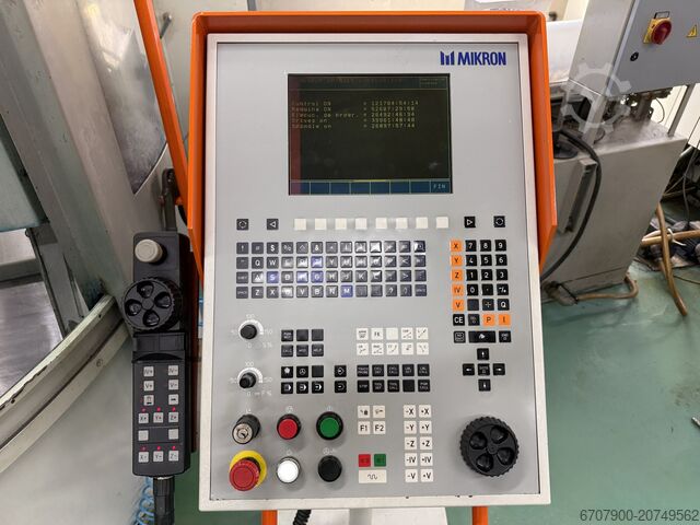 Universal machining center Mikron HSM 400