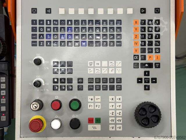 Universal machining center Mikron HSM 400