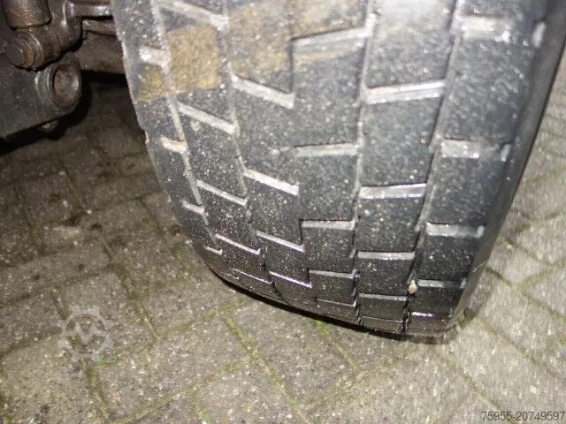 Saugfahrzeug Mercedes-Benz Atego 2528 VACUUMTANK,16 CUB,AIRCO