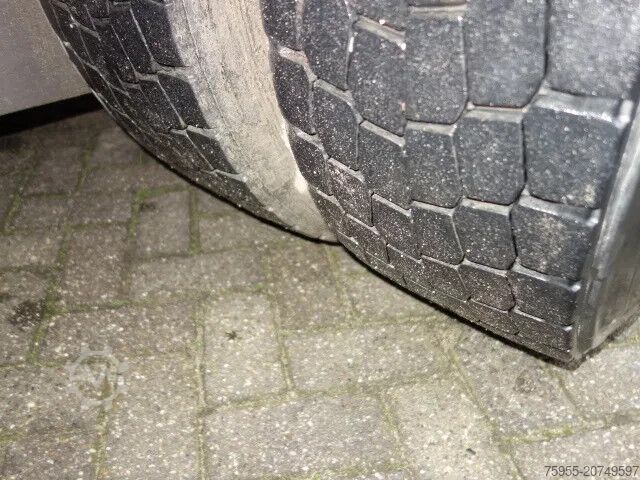 Saugfahrzeug Mercedes-Benz Atego 2528 VACUUMTANK,16 CUB,AIRCO