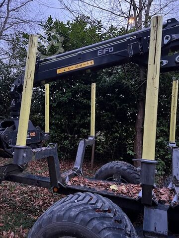 Rückeanhänger mit Kran Palms 16,30 U / FK 7.94