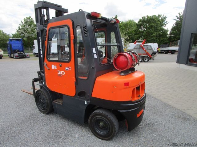 Front loader forklift DOOSAN G30G *Seitenschieber+Hubkraft ine+Gas*
